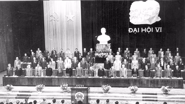 Ðại hội Ðảng lần thứ VI.