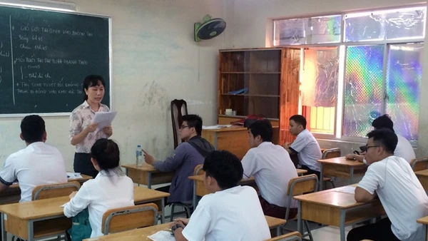 Nếu không có cơ chế giám sát hiệu quả, việc bỏ biên chế sẽ tạo cơ hội phát sinh nhiều tiêu cực.