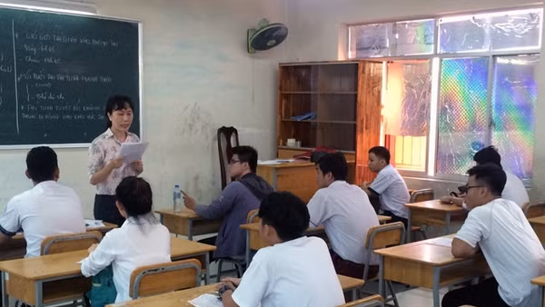 Nếu không có cơ chế giám sát hiệu quả, việc bỏ biên chế sẽ tạo cơ hội phát sinh nhiều tiêu cực.