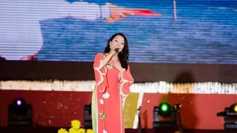 Gần Lắm Trường Sa