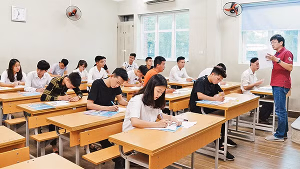 Từ những lỗ hổng nghiêm trọng trong công tác tổ chức kỳ thi THPT quốc gia năm 2018, đòi hỏi các kỳ thi sau phải có sự đổi mới một cách căn bản, toàn diện. Ảnh: THỦY NGUYÊN