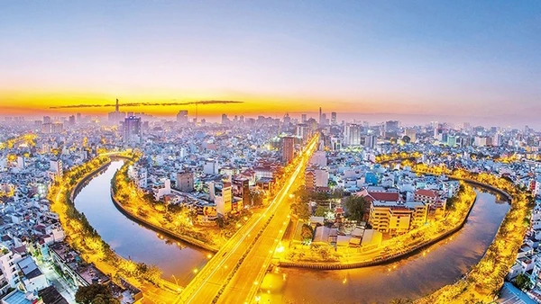 Một góc TP Hồ Chí Minh hôm nay. Ảnh: KIM PHƯƠNG