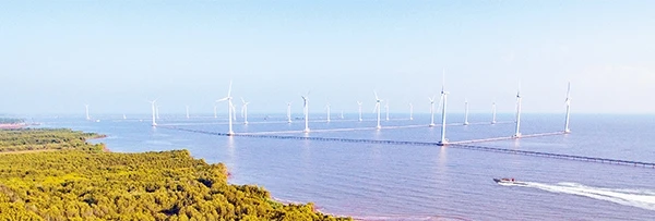  Từ điện gió đến... điện mặt trời