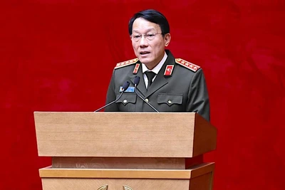 Bộ trưởng Công an Lương Tam Quang phát biểu tại hội nghị.