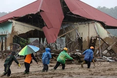 [Video] Số người thiệt mạng do thảm họa lũ lụt tại Indonesia vượt quá 700