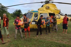 [Video] Indonesia huy động trực thăng cứu trợ quy mô lớn tại Sumatra