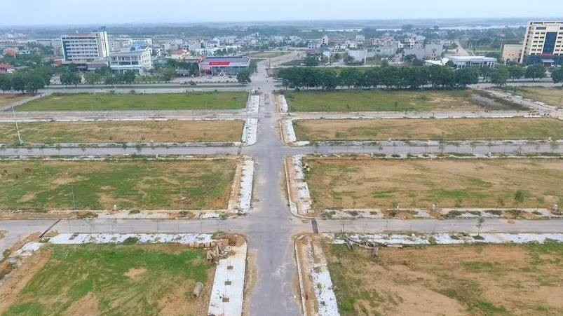 Theo quy định mới, trường hợp người trúng đấu giá quyền sử dụng đất không nộp tiền trúng đấu giá thì bị cấm tham gia đấu giá từ 2 đến 5 năm. (Ảnh minh họa)