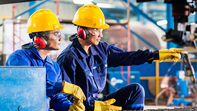 Chính phủ thống nhất trình Ủy ban Thường vụ Quốc hội về việc bổ sung dự án Luật sửa đổi, bổ sung một số điều của 4 Luật thuộc lĩnh vực nội vụ, trong đó có Bộ luật Lao động năm 2019, vào Chương trình lập pháp năm 2026. (Ảnh minh họa)