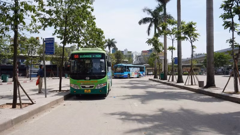 Tổng công ty Vận tải Hà Nội thực hiện điều chỉnh lộ trình, chỉ tiêu 4 tuyến buýt từ đầu tháng 2/2026.