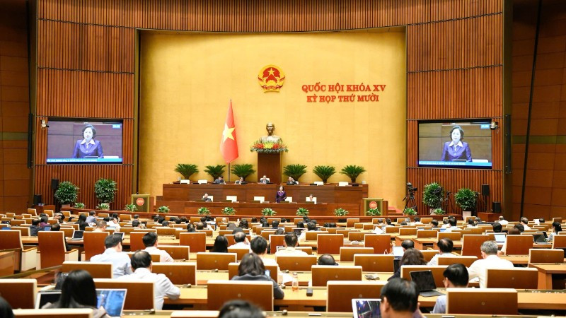 Quang cảnh phiên thảo luận ở hội trường ngày 14/11. (Ảnh: DUY LINH)