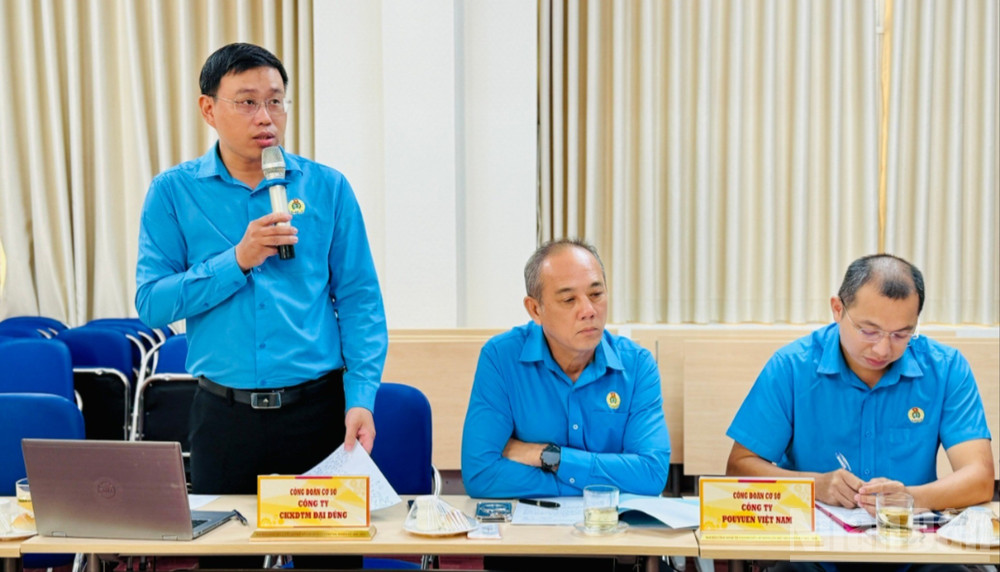 Đại diện cho Công đoàn các doanh nghiệp, đơn vị phát biểu tại buổi làm việc. ndo_br_z6816934199936-8033fe95412b14ee1782a48b20e39f37-3117.jpg