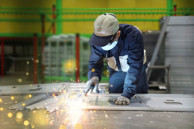 Kinh tế tư nhân là lực lượng hiện thực hóa mục tiêu tăng trưởng bền vững của Việt Nam. (Ảnh: THÀNH ĐẠT) 9-anh-91.jpg
