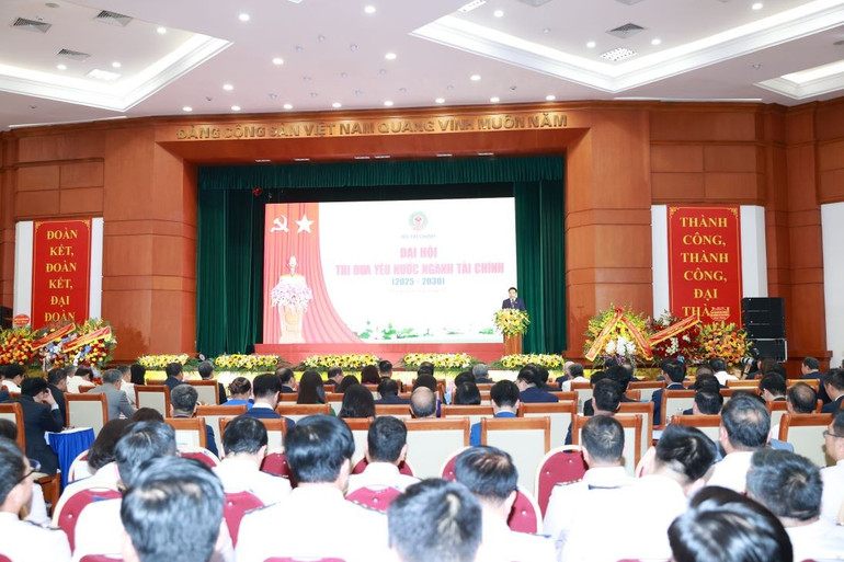 Toàn cảnh Đại hội. hdt35686.jpg