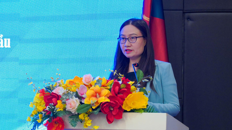 Phó Giáo sư, Tiến sĩ Nguyễn Anh Thu, Phó Hiệu trưởng Trường đại học kinh tế, Đại học quốc gia Hà Nội khẳng định xây dựng các định hướng hợp tác mới nhằm thúc đẩy quan hệ song phương giữa hai quốc gia. dsc00582.jpg