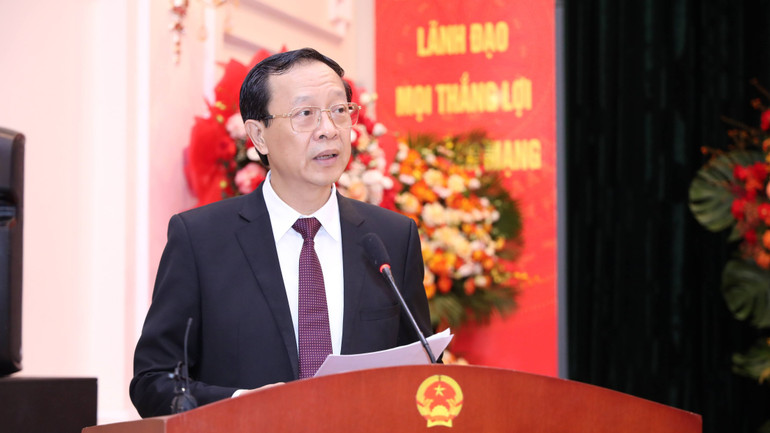 นาย Pham Ngoc Thuong รองปลัดกระทรวงศึกษาธิการและการฝึกอบรม กล่าวในการประชุม 1000071835.jpg