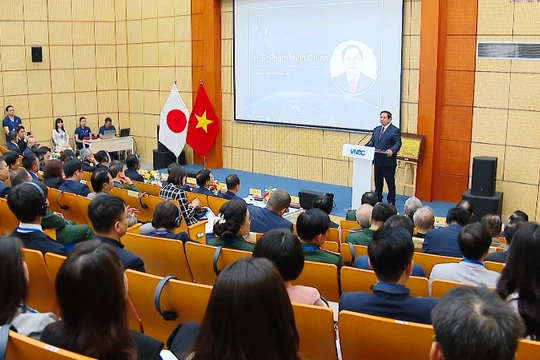 [Video] Đẩy mạnh ứng dụng công nghệ vũ trụ phục vụ phát triển đất nước