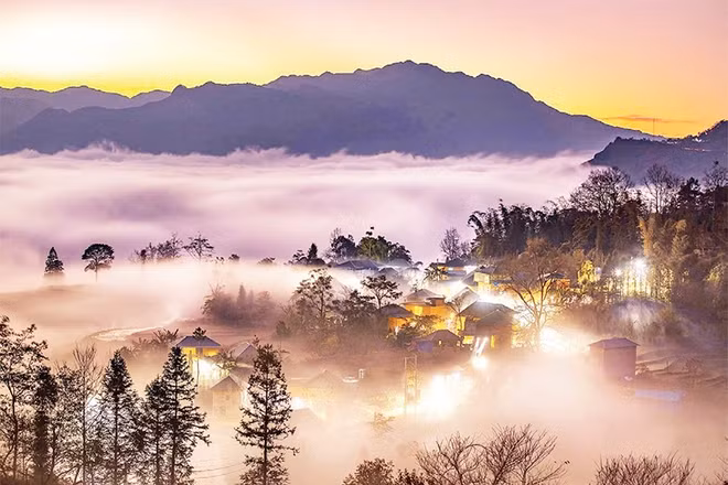Du khách đến đây còn được trải nghiệm không khí Tết ấm áp, bản sắc văn hóa độc đáo của người Hà Nhì, H’Mông, Dao...