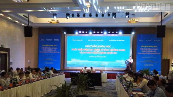 Quang cảnh buổi hội thảo. (Ảnh: NGUYỄN TRUNG)