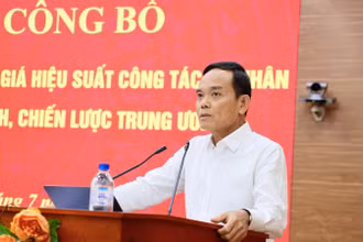 Đồng chí Trần Lưu Quang phát biểu tại hội nghị.