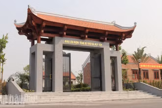 Khu lưu niệm Tổng Bí thư Hà Huy Tập được xây dựng khang trang tại quê nhà - xã Cẩm Hưng, tỉnh Hà Tĩnh.