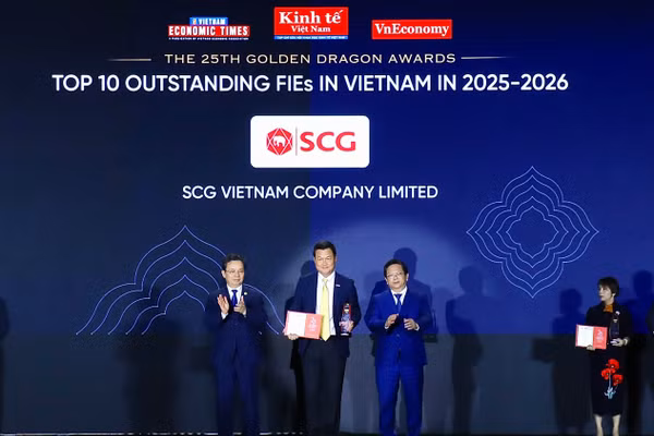 SCG được vinh danh Top 10 Doanh nghiệp FDI tiêu biểu – Doanh nghiệp tiên phong thực thi ESG tại Giải thưởng Rồng Vàng lần thứ 25, ghi dấu ấn 5 năm liên tiếp nhận được giải thưởng này.
