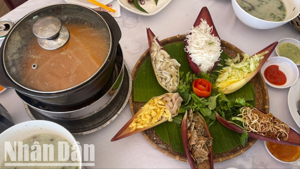 Món ăn lẩu thả tại Nhà hàng Cây Bàng img-8888-8314.jpg