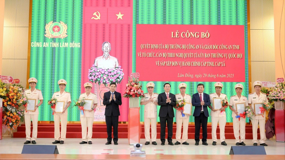 Lâm Đồng kiện toàn lực lượng công an cấp xã, sẵn sàng vận hành bộ máy hành chính mới 1 Lâm Đồng