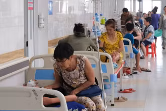 Các bệnh nhi điều trị sốt xuất huyết tại Cần Thơ.