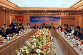Quang cảnh hội nghị trao đổi lý luận lần thứ 11 giữa Đảng Cộng sản Việt Nam và Đảng Cộng sản Nhật Bản tại Hưng Yên. (Ảnh: TTXVN)