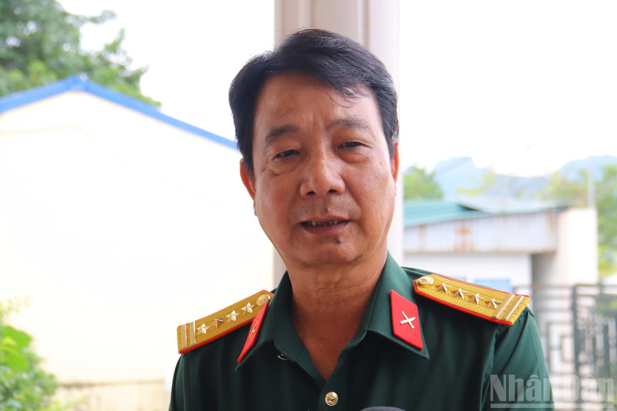 Đại tá Trần Ngọc Tuấn, Giám đốc Ban điều hành Liên danh tổ hợp nhà thầu thi công Nhà máy Thủy điện Hòa Bình mở rộng. (Ảnh: TRUNG HƯNG) ndo_br_z6845300345941-c68985a1d0eca4855ad4b3bf1f6bdd9e.jpg