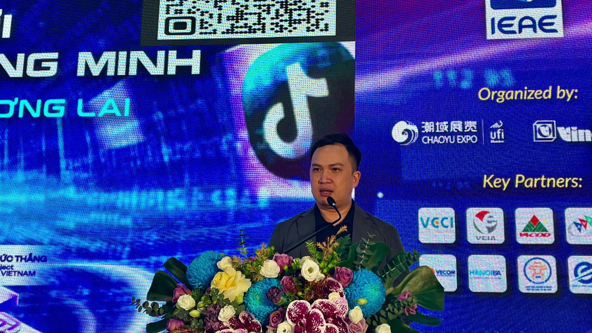 Ông Lê Trung Dũng, Phó Trưởng phòng, Trung tâm Phát triển thương mại điện tử và công nghệ số (Cục Thương mại điện tử và Kinh tế số, Bộ Công thương). 506cde-6110.jpg