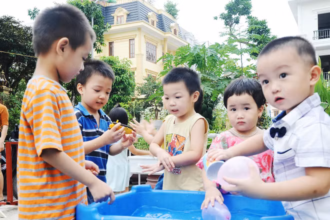 Kỳ vọng việc miễn giảm học phí sẽ giúp các chính sách khuyến sinh được sát thực tiễn hơn. Ảnh: HẢI NAM