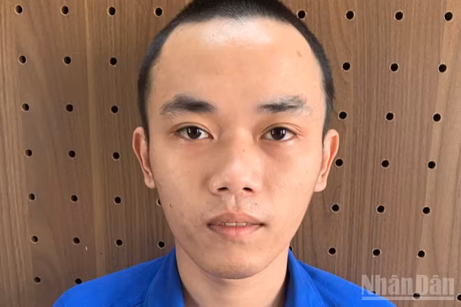 Bị can Nguyễn Ngọc Hóa. (Ảnh: HOÀNG ĐÔ)