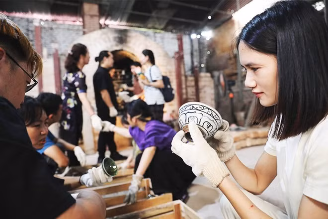 Cần nghiên cứu khi định vị lại thương hiệu địa phương để vừa tiếp nối các “tài sản thương hiệu” sẵn có, vừa thích ứng với bối cảnh mới. Ảnh: ANH QUÂN