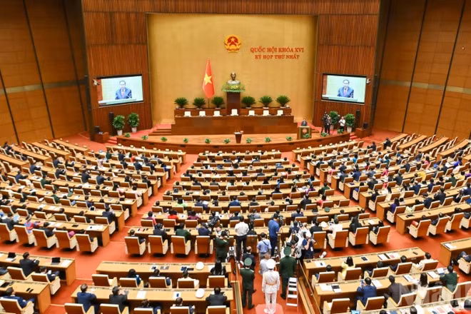 Quang cảnh phiên khai mạc kỳ họp thứ nhất, Quốc hội khóa XVI. (Ảnh: THỦY NGUYÊN)