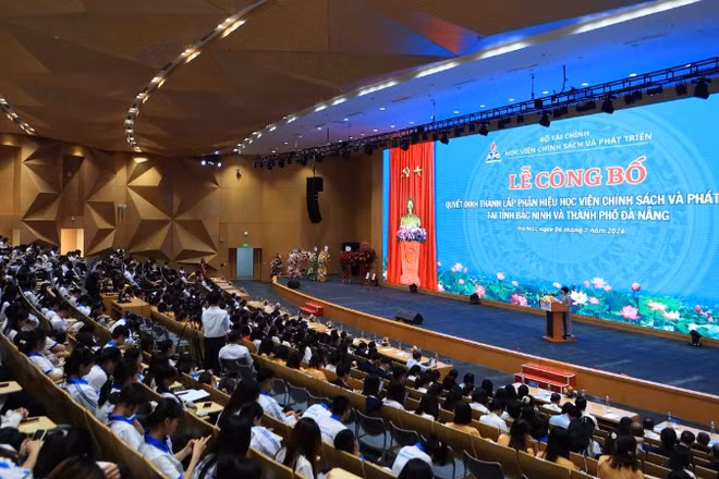 Thành lập hai Phân hiệu Học viện Chính sách và Phát triển tại Bắc Ninh và Đà Nẵng.