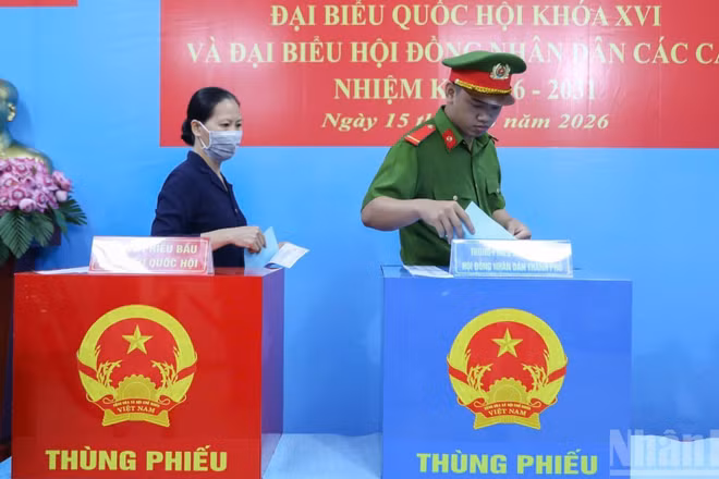 Không khí bầu cử tại phường Xuân Hòa.