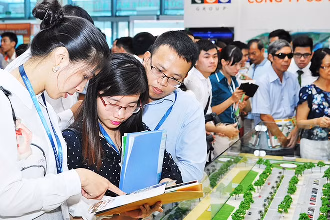 Khả năng tiếp cận nguồn vốn mới của nhóm doanh nghiệp bất động sản sẽ tiếp tục gặp nhiều thách thức. Ảnh: NGUYỆT ANH