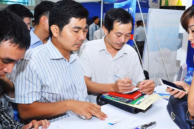 Cho vay mua bất động sản chiếm tỷ lệ cao trong hoạt động tín dụng. Ảnh: NGUYỆT ANH