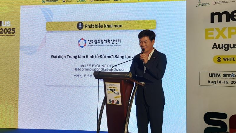 Đại biểu phát biểu tại lễ công bố. me-6-3003.jpg