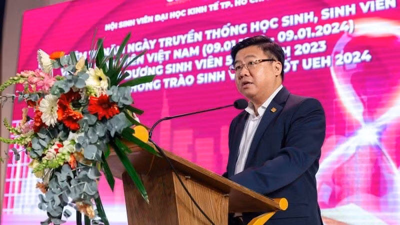 Giáo sư, Tiến sĩ Nguyễn Khắc Quốc Bảo. (Ảnh UEH)