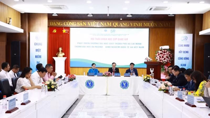 Quang cảnh hội thảo.