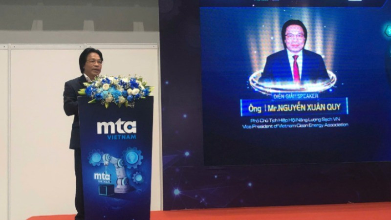 Chuyên gia phát biểu tại hội thảo. 111-1005.jpg