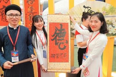 Không gian triển lãm của Viện Hàn lâm không chỉ trưng bày tĩnh mà còn tạo không gian tương tác, lan tỏa tri thức gắn với giá trị nhân văn.