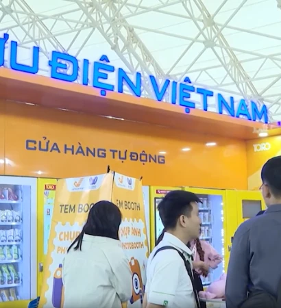 [Video] Mang trải nghiệm bưu chính hiện đại đến Hội chợ Mùa Thu 2025