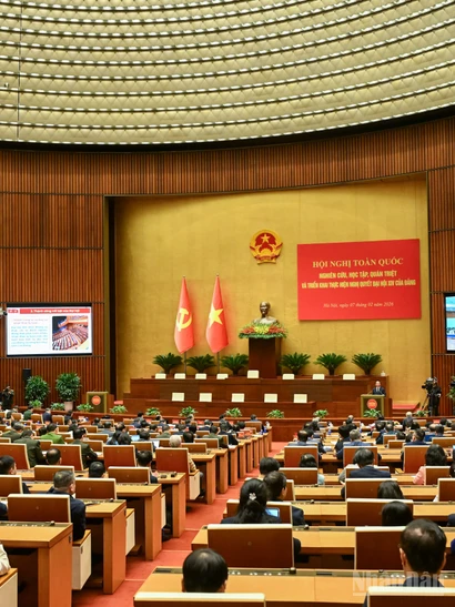 Hội nghị toàn quốc nghiên cứu, học tập, quán triệt và triển khai thực hiện Nghị quyết Đại hội XIV của Đảng được tổ chức tại Hội trường Diên Hồng, Nhà Quốc hội. (Ảnh: DUY LINH)