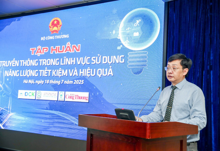 Ông Đặng Hải Dũng, Phó Cục trưởng Cục Đổi mới sáng tạo, Chuyển đổi xanh và Khuyến công, Bộ Công thương phát biểu tại Hội nghị. (Ảnh: LÊ CHI) z6815945738731-3e8d076d20024b51586577547d9bbafe.jpg
