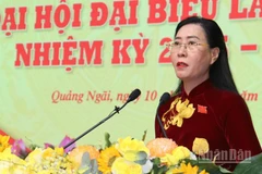 Đồng chí Bùi Thị Quỳnh Vân, Ủy viên Ban Trung ương Đảng, Bí thư Tỉnh ủy Quảng Ngãi trình bày diễn văn khai mạc Đại hội.