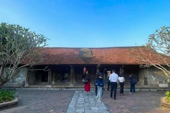 Chùa Chuông (Kim Chung tự) nằm trong Khu di tích quốc gia đặc biệt Phố Hiến.