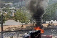 Ảnh chụp bằng điện thoại di động ngày 11/11/2025 cho thấy hiện trường vụ nổ ở Islamabad, Pakistan. (Ảnh: Tân Hoa xã)